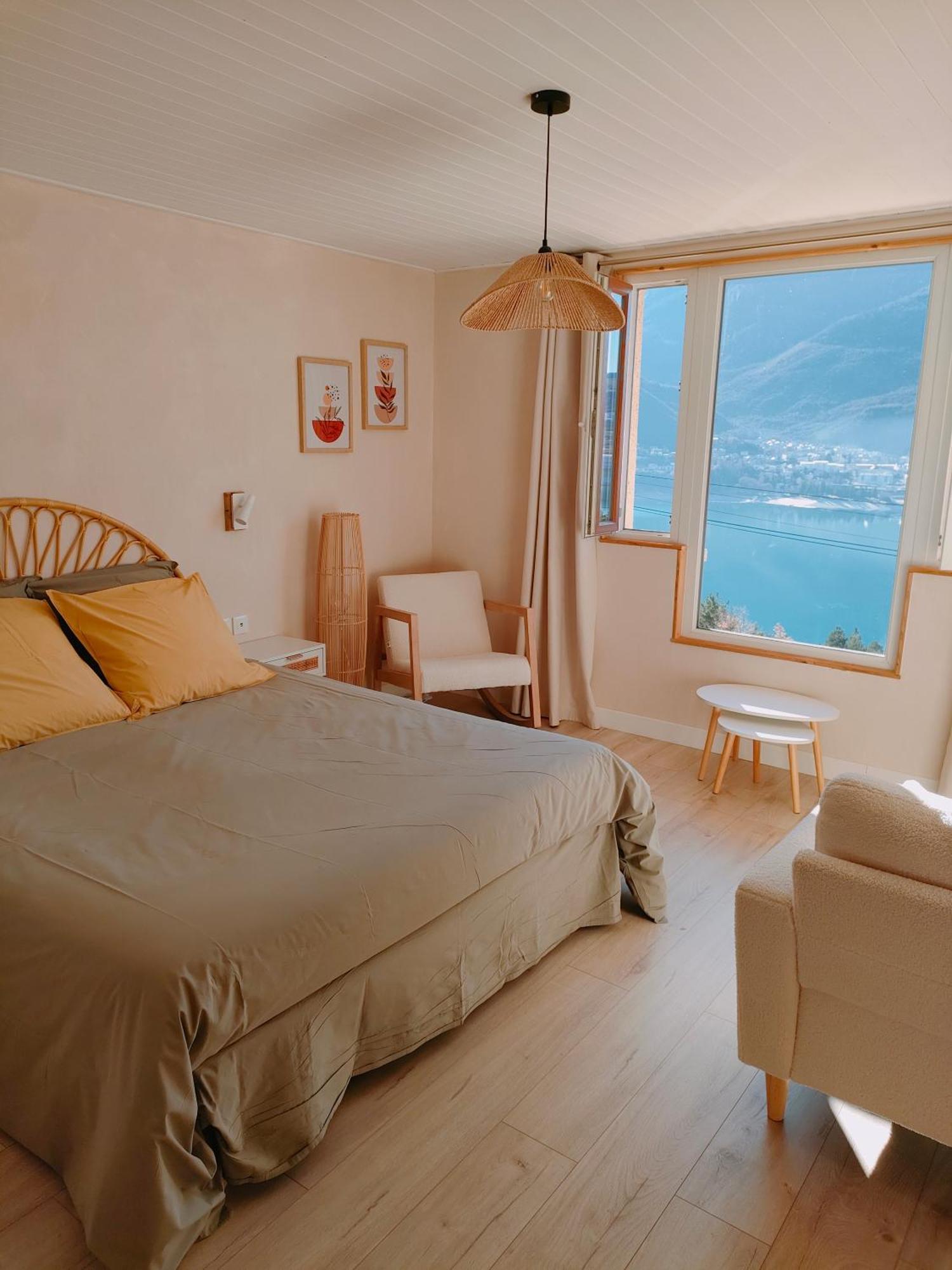 Le Cosy Du Plongeoir - T2 Neuf Avec Vue Sur Le Lac De Serre Poncon Et Grande Terrasse Avec Jardin Savines Zewnętrze zdjęcie
